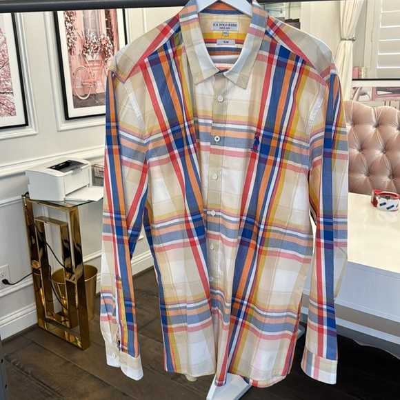 AS NEW. US POLO ASSN MEN BUTTON DOWN SHIRT SIZE 2XL SLIM FIT SHIRT - Picture 16 of 17